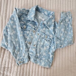 Old Navy Jean jacket with floral detail, size 8 girl